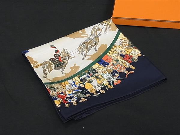 エルメス シルク CIRQUE MOLIER モリエサーカス ジレ ベスト アイボリー系【中古】 エルメス シルク CIRQUE MOLIER モリエサーカス ジレ ベスト