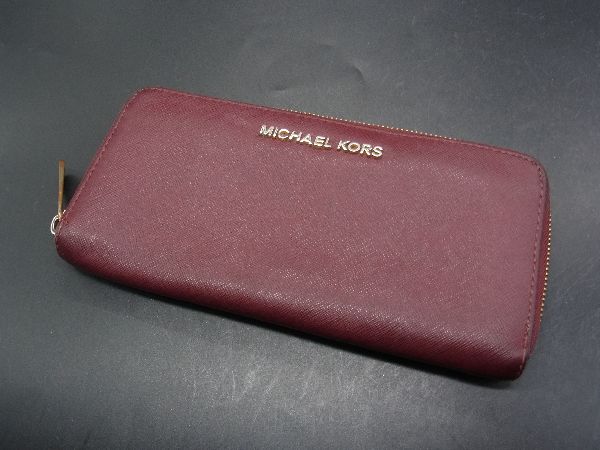 【未使用】◇マイケルコース◇ ボルドー レザー / シンプル / Wホック財布 MICHAEL KORS マイケルコース レザー 二つ折り 長財布 ボルドー - メルカリ