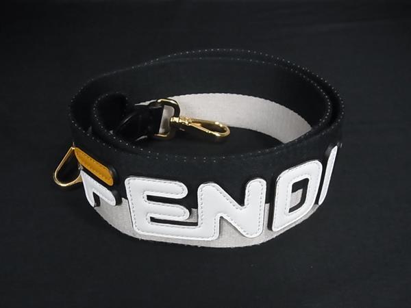 5日まで期間お値下げ　FENDI ✖️FILA コラボ　フェンディ　ウエスト フェンディ FENDI バッグ ボディバッグ ベルトバッグ ウエストポーチ