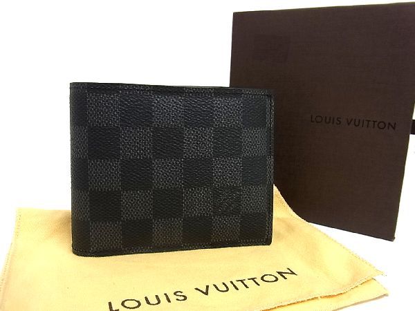 ルイヴィトン ダミエ財布（メンズ） ■新品同様■ LOUIS VUITTON ルイヴィトン ダミエグラフィット アメリゴ 二つ折り 財布 ウォレット メンズ ブラック系 AP9050