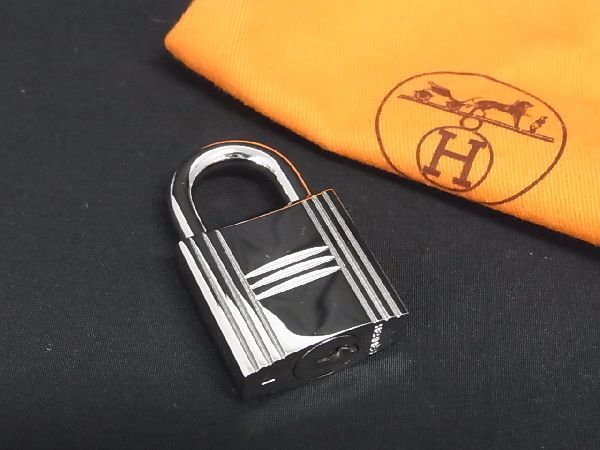 楽天市場】エルメス 南京錠 シルバーの通販 - 防犯 楽天市場】エルメス 南京錠 シルバーの通販 - 防犯