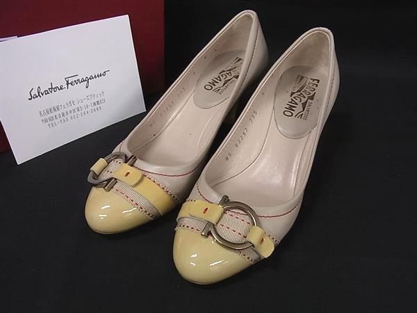 Salvatore Ferragamo サルヴァトーレフェラガモ ガンチーニ 白 パンプス 22cm 記載サイズ4 2/1 ワイズ表記B ホワイト系 ☆ PayPay(ペイペイ)決済可能 ☆ 札幌市 白石区 東札幌 ☆ アウトレットモノハウス FERRAGAMO（フェラガモ） ホワイト パンプス リボン 26.5cm 本革 白