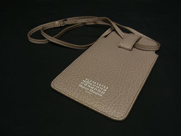 ■新品同様■ Maison Margiela メゾン マルジェラ 4ステッチ レザー スマホショルダー ポーチ 斜め掛け ピンクベージュ系 BM8117