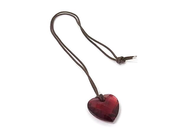 Rhodolite - ■美品■ SWAROVSKI スワロフスキー Love Bordeaux Heart Engraved クリスタルガラス ネックレス アクセサリー レッド系 DD9601
