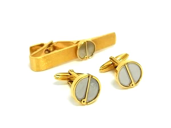 ■美品■ dunhill ダンヒル カフスボタン カフリンクス ネクタイピン タイクリップ アクセサリー 2点セット ゴールド系 DJ9745