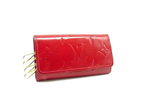 LOUIS VUITTON ルイヴィトン モノグラムヴェルニ ミュルティクレ4 4連 キーケース 鍵入れ メンズ レディース レッド系 DI6396