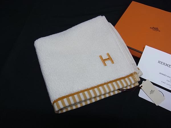 ■新品同様■ HERMES エルメス ヴィス ヴェルサ カレ タオル コットン100％ ハンドタオル ハンカチ アイボリー系×イエロー系 HA3877