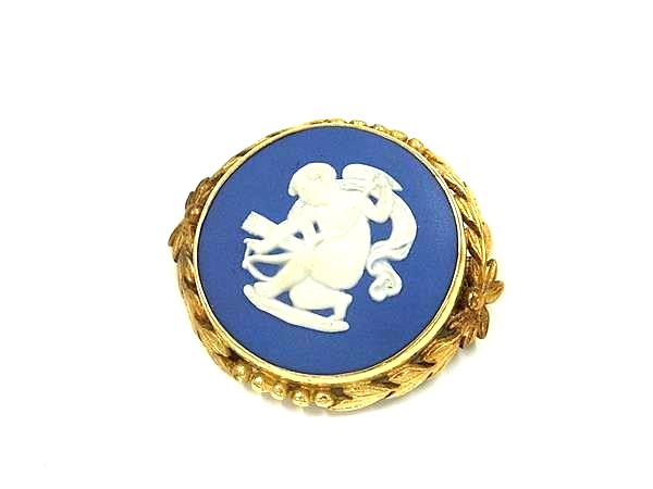 WEDGWOOD ウェッジウッド ジャスパー カメオ ピンバッジ ピンブローチ アクセサリー ブルー系×ゴールド系 DK7377