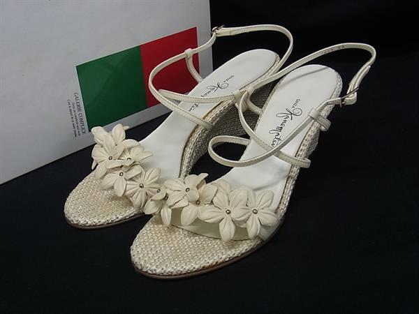 【極美品】銀座カネマツ　花柄刺繍　レースパンプス　24cm SHOES CONCIERGE｜究極の“美人見えパンプス”｜銀座かねまつ