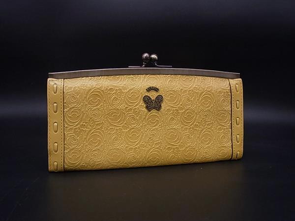 ■美品■ ANNASUI アナスイ レザー がま口 長財布 ウォレット 札入れ 小銭入れ カード入れ レディース イエロー系 DM8205