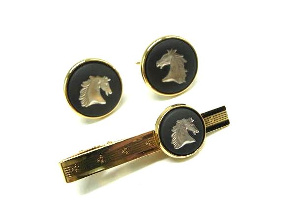 ■美品■ WEDGWOOD ウェッジウッド カフスボタン カフリンクス ネクタイピン 2点セット ゴールド系×ブラ..