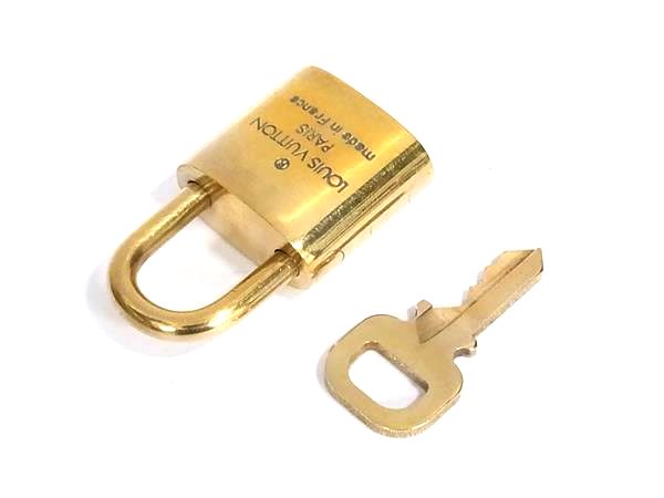 ■美品■ LOUIS VUITTON ルイヴィトン カデナ 南京錠 パドロック 321 鍵 キー ゴールド系 DK2107