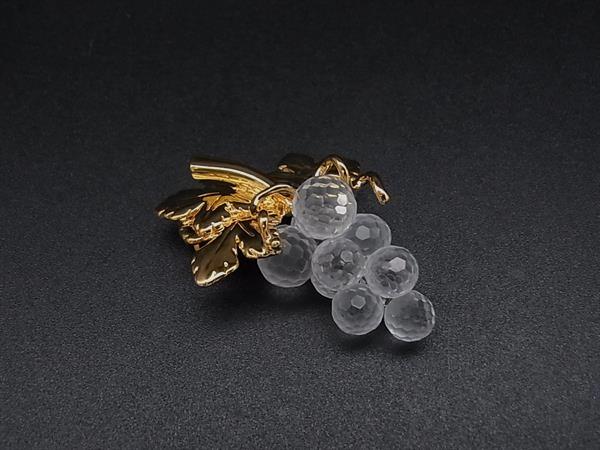 Hawaiian Jewelry - ■美品■ SWAROVSKI スワロフスキー グレープ ぶどう 葡萄 ピンブローチ ピンバッジ アクセサリー ゴールド系×クリア DM8220