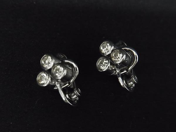 ■美品■ NINA RICCI ニナリッチ ラインストーン クリップ式 イヤリング アクセサリー レディース シルバー系 DK7510