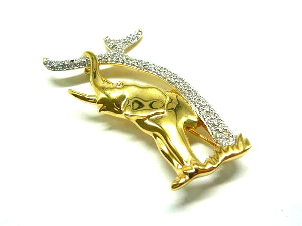 SWAROVSKI スワロフスキー クリスタル エレファント 象 ブローチ ピンバッジ アクセサリー ゴールド系×クリア DJ9151