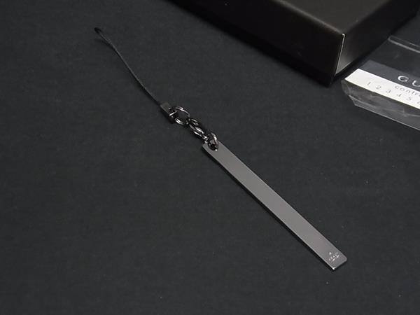 ■新品■未使用■ GUCCI グッチ 携帯ストラップ チャーム メンズ レディース シルバー系 FS4795