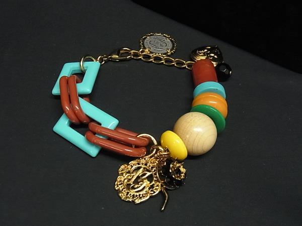 商品情報 ブランド名 DOLCE＆GABBANA ドルチェ&ガッバーナ 状態ランク Aランク(極美品) ライン カラーゴールド系×マルチカラー 素材 サイズ 全長:約24.5cm ポケット 付属品画像内にあるものが全てになります シリアル及...