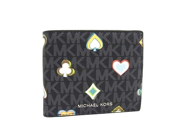 商品情報 ブランド名 MICHAEL KORS マイケルコース 状態ランク Sランク(未使用品) ライン カラーブラック系 素材 PVC サイズ(cm) W 約11cm　H 約9.5cm　D 約2cm サイズ(inch) ポケット中 ポケット×1　札入れ×2　小銭入れ×1　カード入れ×4 付属品画像内にあるものが全てになります シリアル及び刻印 状態擦れ小 □□□　状態ランクについて　□□□ 【N】　新品 【S】　未使用品（展示品など） 【A】　傷汚れが少なく状態の良い商品 【B】　程よい使用感や多少の傷、汚れはあるが程度良好の商品 【C】　使用感の他、目立つ傷や汚れが見れる商品 【D】　かなり大きな痛みがある難あり商品 ※記載させていただきました状態説明・ランクは、あくまで弊社基準にて判断したものとなります。 その為、個人差による主観の差が生じる場合も御座いますので、あらかじめご了承頂いた上で、ご検討下さいませ。 pleasure（株式会社peace）が販売しています。 出品中の商品につきましては全て正規品(本物）でございます。 （古物許可証第305521507463東京都公安委員会）