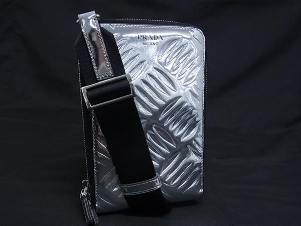 PRADA - ■新品同様■ PRADA プラダ パテントレザー ショルダーバッグ 肩掛けかばん シルバー系 BP2431
