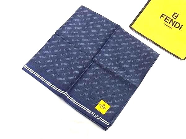 ■新品同様■ FENDI フェンディ コットン100％ ハンカチーフ ポケットチーフ メンズ レディース ネイビー系 DG6182