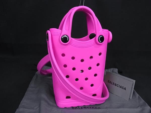 バレンシアガ クロックス トートバッグ BALENCIAGA crocs ピンク バレンシアガ クロックス トートバッグ BALENCIAGA crocs ピンク