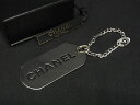 シャネル キーホルダー（レディース） ■新品■未使用■ CHANEL シャネル ロゴ 05V キーホルダー キーリング バッグチャーム レディース シルバー系 AJ8509オZ