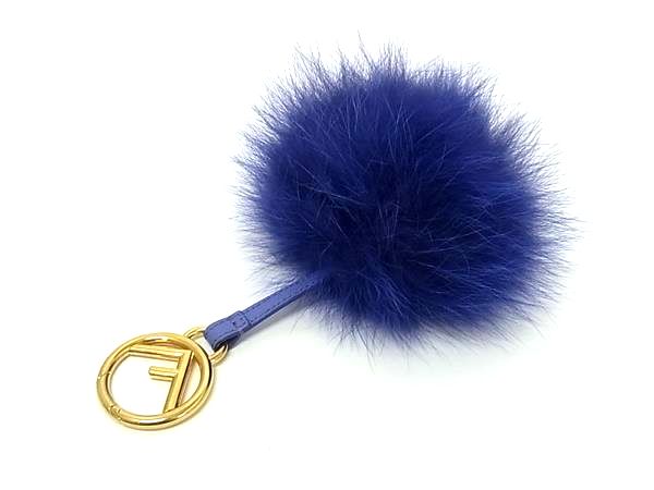 pleasure-Store 楽天市場店の■極美品■ FENDI フェンディ ポンポンチャーム ファー×レザー バッグチャーム キーホルダー パープル系 FV5217｜アングル2