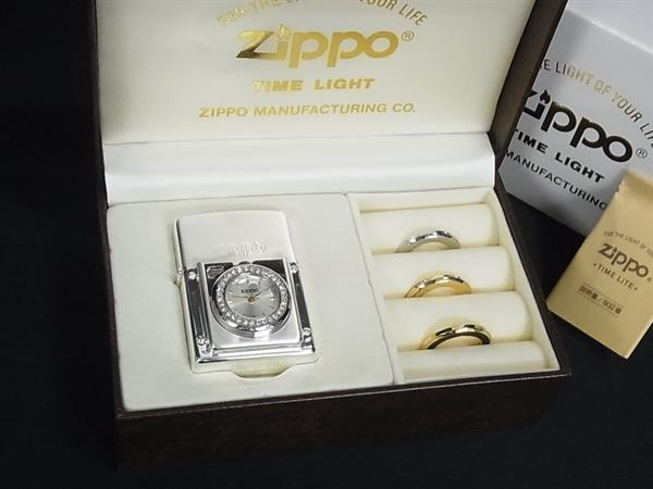 ■美品■ ZIPPO ジッポー タイムライト 2001年製 SS クォーツ 時計付き 高級ライター オイルライター 喫煙グッズシルバー系 BS5595