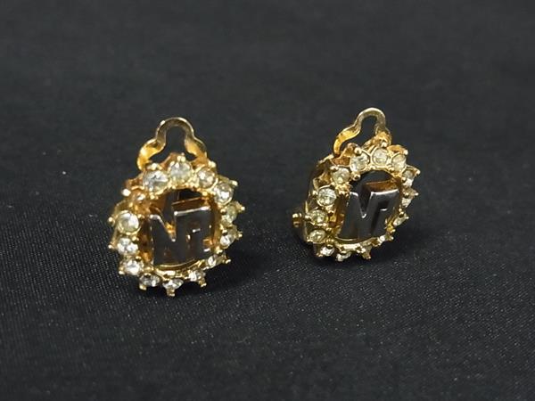 ■美品■ NINA RICCI ニナリッチ ラインストーン クリップ式 イヤリング アクセサリー レディース ゴールド系 DL1155