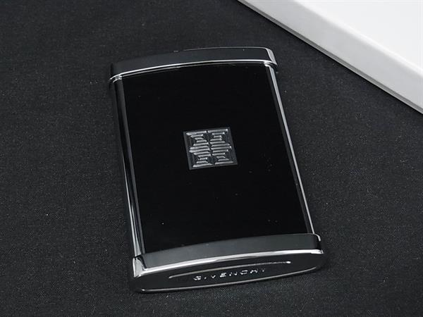 ■美品■ GIVENCHY ジバンシィ 携帯灰皿 モバイル灰皿 喫煙グッズ 喫煙具 レディース メンズ ブラック系×シルバー系 DN4485
