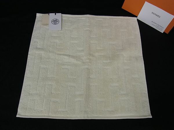 ■新品■未使用■ HERMES エルメス ステアーズ コットン100％ ハンカチーフ ポケットチーフ レディース メンズ アイボリー系 FR5512