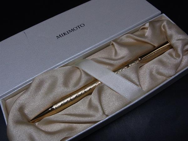 ■美品■ MIKIMOTO ミキモト 本真珠 パール約2mm アコヤ真珠 ツイスト式 ボールペン 筆記用具 ステーショナリー ゴールド系 DL5741