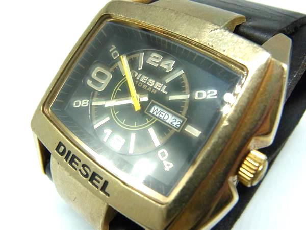 美品！ DIESEL 腕時計 オレンジ ゴールド 金 DIESEL - DIESEL 腕時計 ゴールド レッド ロゴ ディーゼル 時計 現行