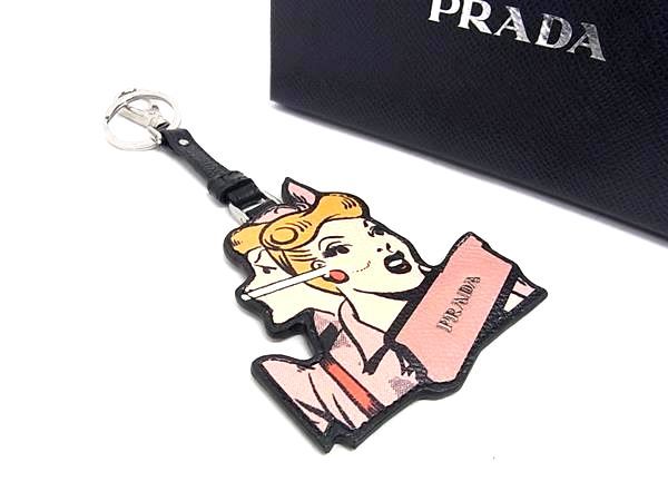 プラダ キーホルダー（レディース） ■新品■未使用■ PRADA プラダ レザー キーホルダー バッグチャーム ピンク系 AT5882