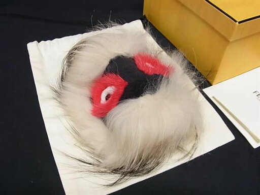■美品■ FENDI フェンディ バッグバグズ ファー×レザー バッグチャーム キーホルダー レディース メンズ ライトベージュ系 AV6600 ■美品■ FENDI フェンディ バッグバグズ ファー×レザー バッグチャーム キーホルダー レディース メンズ ライトベージュ系 AV6600