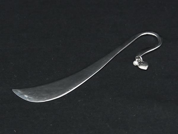 Indian Jewelry - MIKIMOTO ミキモト 本真珠 アコヤ真珠 パール 約3mm ハートチャーム ブックマーカー しおり 栞 レディース シルバー系 DL0771