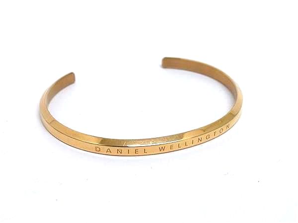 ■美品■ Daniel Wellington ダニエル ウェリントン バングル ブレスレット アクセサリー メンズ レディース ゴールド系 DL8418