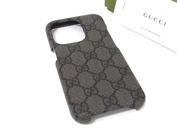 ■美品■ GUCCI グッチ 760213 GG柄 PVC iPhone15Pro Max 対応 アイフォンケース スマホケース ダークグレー系 GA7871