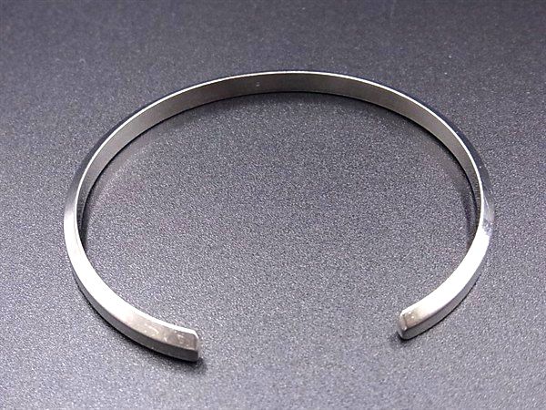 pleasure-Store 楽天市場店のDaniel Wellington ダニエル ウェリントン バングル ブレスレット アクセサリー レディース メンズ シルバー系 DM7950｜アングル2