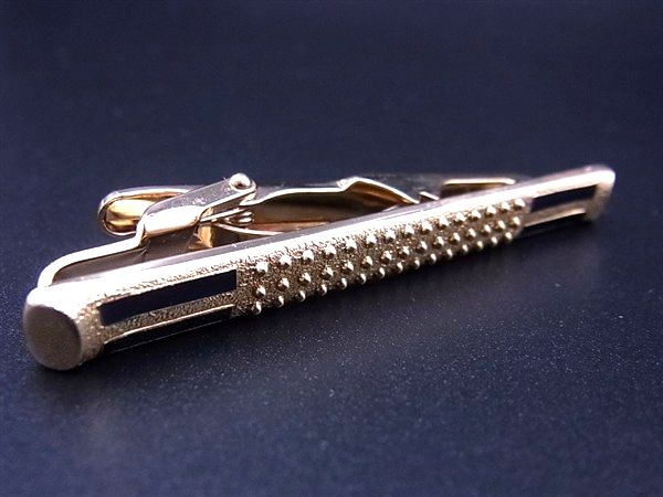 ■美品■ ChristianDior クリスチャンディオール タイクリップ ネクタイピン アクセサリー ビジネス 紳士 メンズ ゴールド系 DM8017