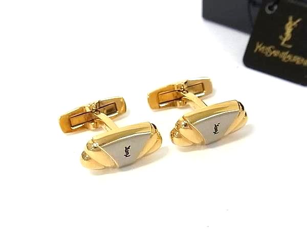 商品情報 ブランド名 YVESSAINTLAURENT イヴサンローラン 状態ランク ABランク(美品) ライン カラーゴールド系×シルバー系 素材 サイズ(cm) W 約2cm　H 約0cm サイズ(inch) W 約0.79inch　H 約0.00inch ポケット 付属品画像内にあるものが全てになります シリアル及び刻印 状態使用感小　擦れ小　小傷　くすみ □□□　状態ランクについて　□□□ 【N】　新品 【S】　未使用品（展示品など） 【A】　傷汚れが少なく状態の良い商品 【B】　程よい使用感や多少の傷、汚れはあるが程度良好の商品 【C】　使用感の他、目立つ傷や汚れが見れる商品 【D】　かなり大きな痛みがある難あり商品 ※記載させていただきました状態説明・ランクは、あくまで弊社基準にて判断したものとなります。 その為、個人差による主観の差が生じる場合も御座いますので、あらかじめご了承頂いた上で、ご検討下さいませ。 pleasure（株式会社peace）が販売しています。 出品中の商品につきましては全て正規品(本物）でございます。 （古物許可証第305521507463東京都公安委員会）