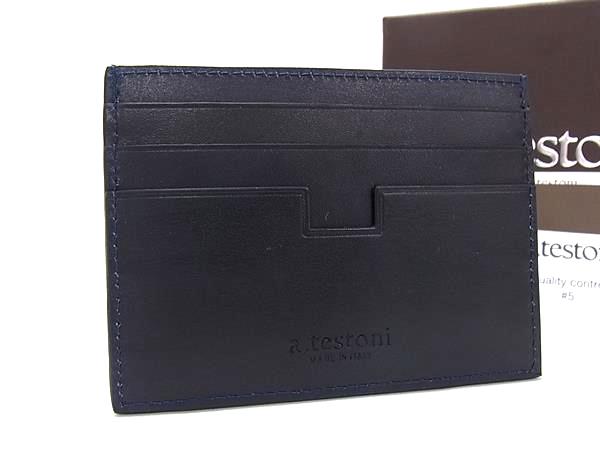商品情報 ブランド名 a.testoni ア テストーニ 状態ランク SAランク(新品同様) ライン カラーネイビー系 素材 レザー サイズ W 約11cm　H 約8cm　D 約0.4cm ポケットカード入れ×7 付属品画像内にあるものが全てになります シリアル及び刻印 状態擦れ小 □□□　状態ランクについて　□□□ 【N】　新品 【S】　未使用品（展示品など） 【A】　傷汚れが少なく状態の良い商品 【B】　程よい使用感や多少の傷、汚れはあるが程度良好の商品 【C】　使用感の他、目立つ傷や汚れが見れる商品 【D】　かなり大きな痛みがある難あり商品 ※記載させていただきました状態説明・ランクは、あくまで弊社基準にて判断したものとなります。 その為、個人差による主観の差が生じる場合も御座いますので、あらかじめご了承頂いた上で、ご検討下さいませ。 pleasure（株式会社peace）が販売しています。 出品中の商品につきましては全て正規品(本物）でございます。 （古物許可証第305521507463東京都公安委員会）