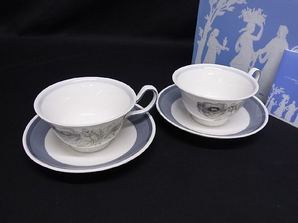 ■新品■未使用■ Wedgwood ウェッジウッド グレンミスト カップ＆ソーサー 食器 テーブルウェア ペア 2客セット ホワイト系 BG1600