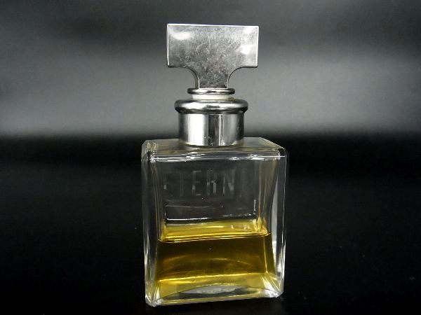 ■美品■ Calvin Klein カルバンクライン エタニティ オーデパルファム 50ml 香水 フレグランス パフューム DD0935