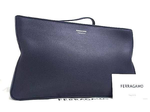 クラッチバッグ ■新品同様■ Salvatore Ferragamo フェラガモ レザー クラッチバッグ セカンドバッグ メンズ ネイビー系 AW3520