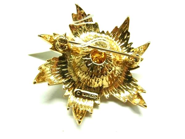 pleasure-Store 楽天市場店の■美品■ NINA RICCI ニナリッチ ラインストーン パール ピンブローチ ピンバッジ アクセサリー レディース ゴールド系 DP3965｜アングル2
