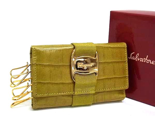■新品同様■ Salvatore Ferragamo フェラガモ クロコダイル型押しレザー×キャンバス キーケース 鍵入れ ライムグリーン系 BN7040