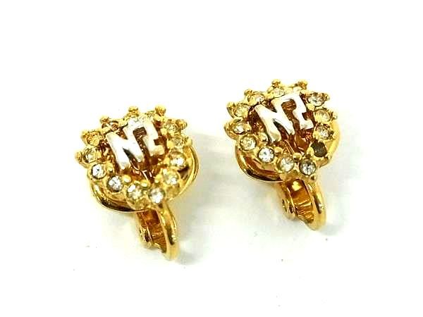 樂天商城 - ■美品■ NINA RICCI ニナリッチ ヴィンテージ ロゴ ラインストーン クリップ式 イヤリング アクセサリー ゴールド系 DE5067