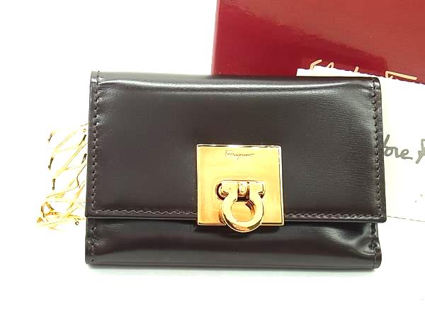 ■美品■ Salvatore Ferragamo フェラガモ ガンチーニ レザー 6連 キーケース 鍵入れ レディース メンズ ブラウン系 DL6282