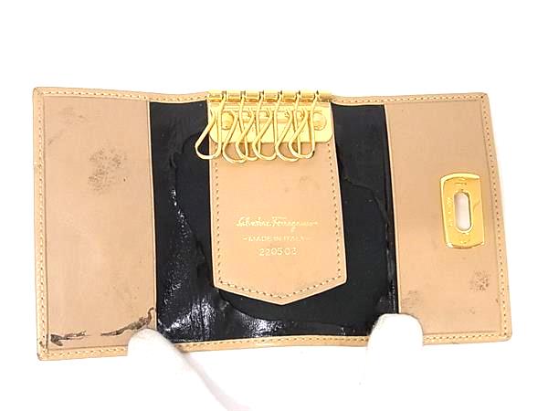 Salvatore Ferragamo フェラガモ ガンチーニ レザー 6連 キーケース 鍵入れ レディース メンズ ブラウン系 DL6300